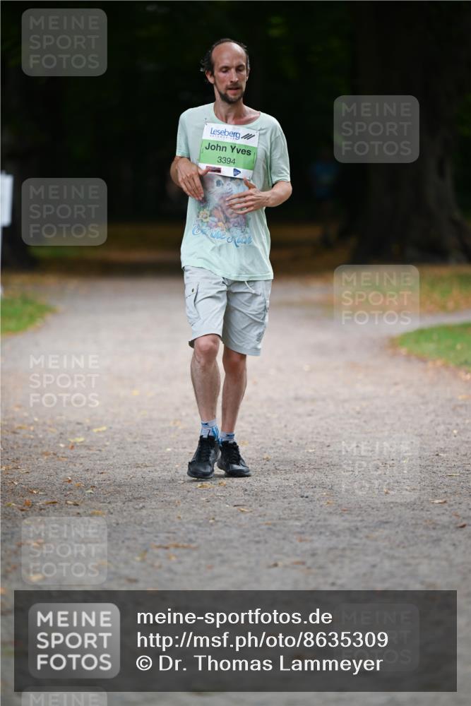 31.08.2025 - 21. Blankeneser Heldenlauf Dr. Thomas Lammeyer http://msf.ph/oto/8635309 31.08.2025 10:38:16 Laufen 3394 meine-sportfotos.de
