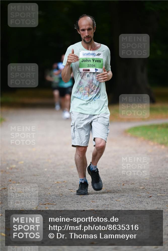 31.08.2025 - 21. Blankeneser Heldenlauf Dr. Thomas Lammeyer http://msf.ph/oto/8635316 31.08.2025 10:38:17 Laufen 3394 meine-sportfotos.de