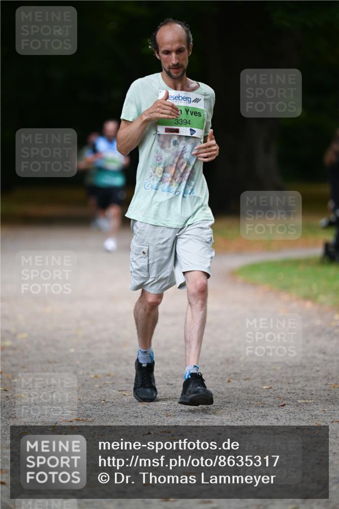 31.08.2025 - 21. Blankeneser Heldenlauf Dr. Thomas Lammeyer http://msf.ph/oto/8635317 31.08.2025 10:38:17 Laufen 3394 meine-sportfotos.de