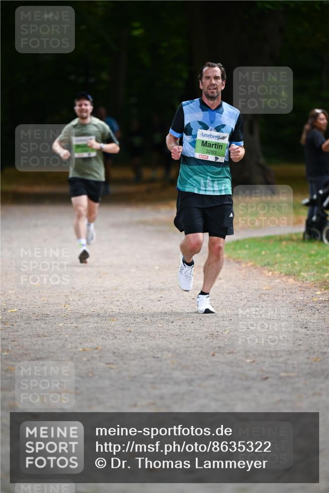 31.08.2025 - 21. Blankeneser Heldenlauf Dr. Thomas Lammeyer http://msf.ph/oto/8635322 31.08.2025 10:38:23 Laufen 3283 meine-sportfotos.de