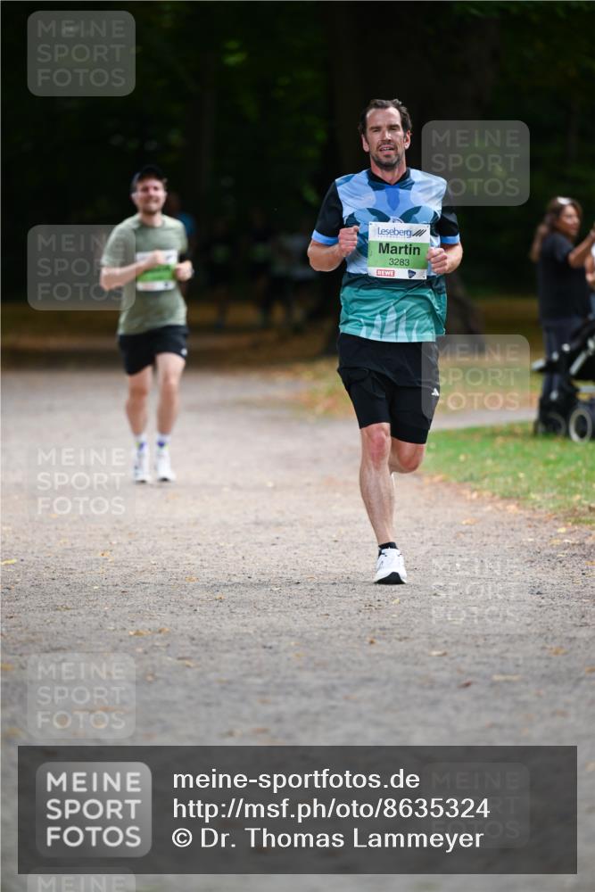 31.08.2025 - 21. Blankeneser Heldenlauf Dr. Thomas Lammeyer http://msf.ph/oto/8635324 31.08.2025 10:38:23 Laufen 3283 meine-sportfotos.de