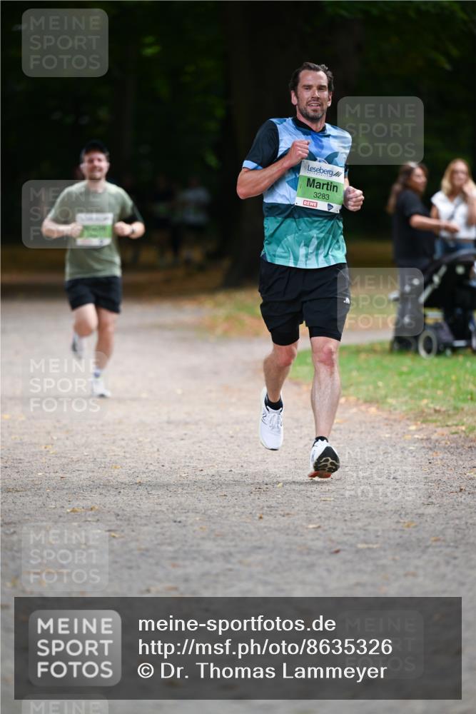 31.08.2025 - 21. Blankeneser Heldenlauf Dr. Thomas Lammeyer http://msf.ph/oto/8635326 31.08.2025 10:38:23 Laufen 3283 meine-sportfotos.de