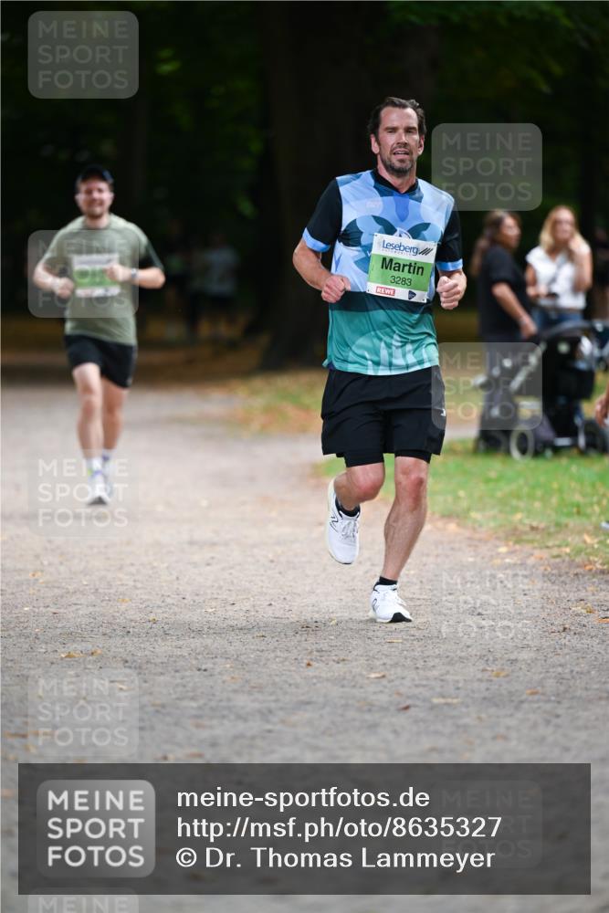 31.08.2025 - 21. Blankeneser Heldenlauf Dr. Thomas Lammeyer http://msf.ph/oto/8635327 31.08.2025 10:38:23 Laufen 3283 meine-sportfotos.de