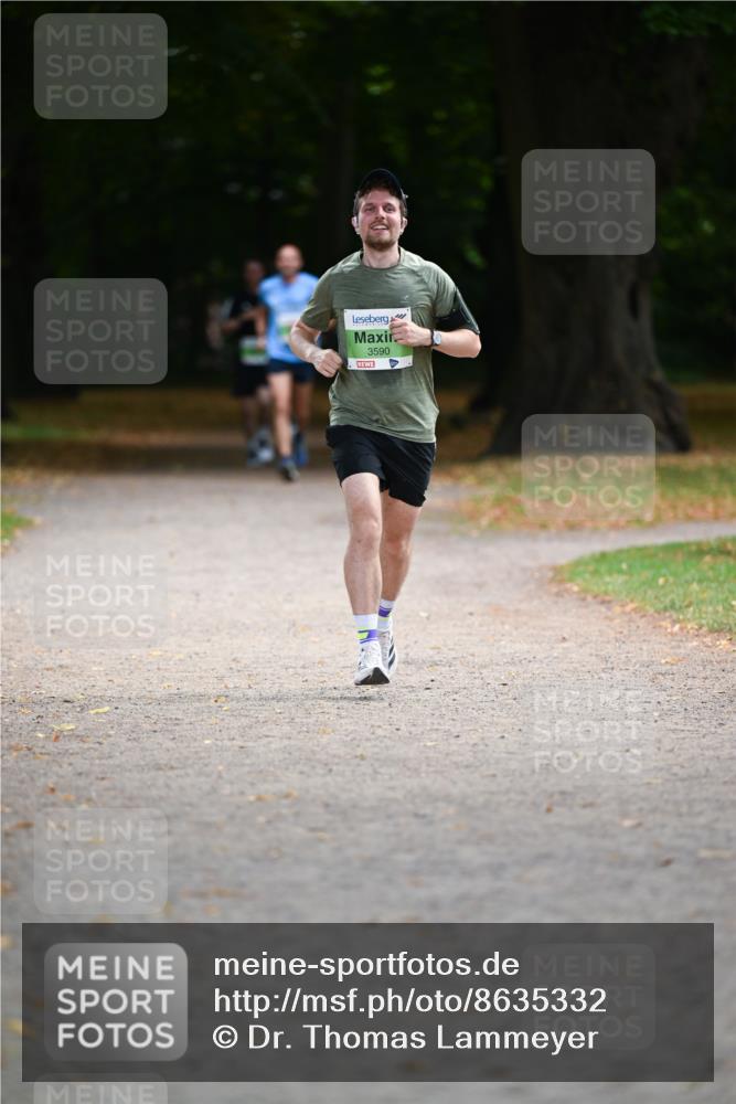 31.08.2025 - 21. Blankeneser Heldenlauf Dr. Thomas Lammeyer http://msf.ph/oto/8635332 31.08.2025 10:38:25 Laufen 3590 meine-sportfotos.de