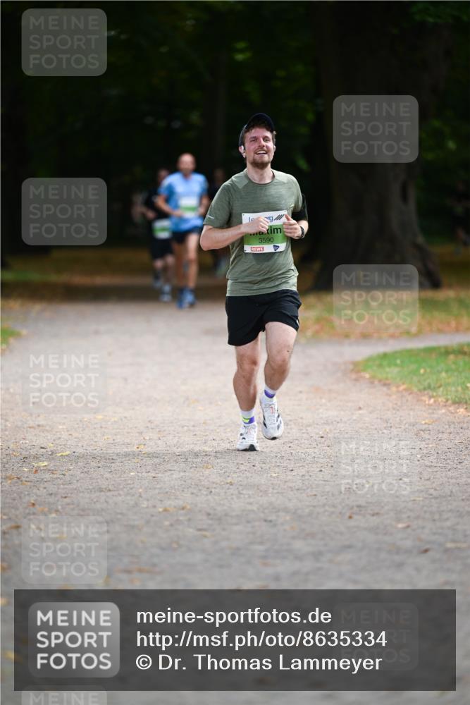 31.08.2025 - 21. Blankeneser Heldenlauf Dr. Thomas Lammeyer http://msf.ph/oto/8635334 31.08.2025 10:38:25 Laufen 3590 meine-sportfotos.de