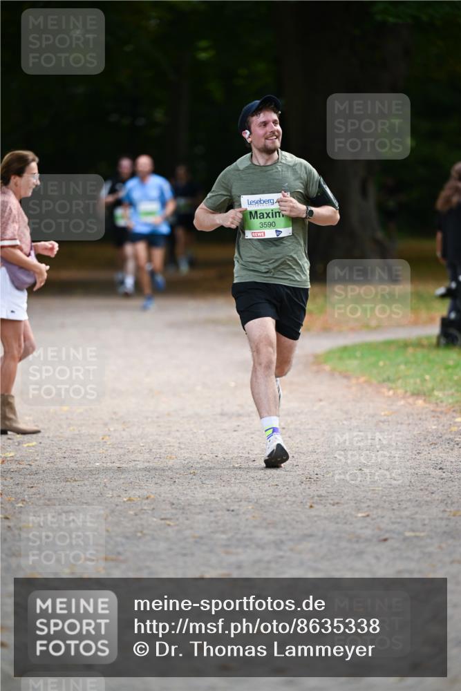 31.08.2025 - 21. Blankeneser Heldenlauf Dr. Thomas Lammeyer http://msf.ph/oto/8635338 31.08.2025 10:38:26 Laufen 3590 meine-sportfotos.de