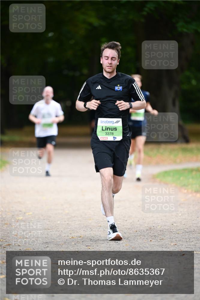 31.08.2025 - 21. Blankeneser Heldenlauf Dr. Thomas Lammeyer http://msf.ph/oto/8635367 31.08.2025 10:38:35 Laufen 3378 meine-sportfotos.de