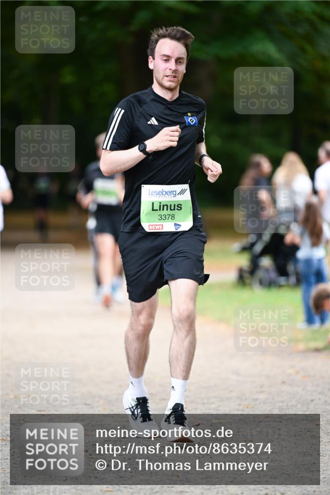 31.08.2025 - 21. Blankeneser Heldenlauf Dr. Thomas Lammeyer http://msf.ph/oto/8635374 31.08.2025 10:38:36 Laufen 3378 meine-sportfotos.de