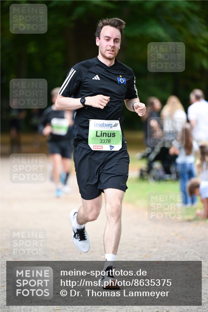 31.08.2025 - 21. Blankeneser Heldenlauf Dr. Thomas Lammeyer http://msf.ph/oto/8635375 31.08.2025 10:38:36 Laufen 3378 meine-sportfotos.de