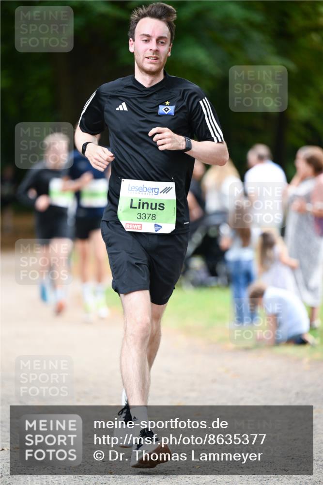 31.08.2025 - 21. Blankeneser Heldenlauf Dr. Thomas Lammeyer http://msf.ph/oto/8635377 31.08.2025 10:38:37 Laufen 3378 meine-sportfotos.de