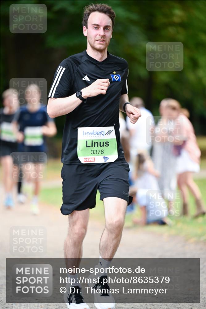 31.08.2025 - 21. Blankeneser Heldenlauf Dr. Thomas Lammeyer http://msf.ph/oto/8635379 31.08.2025 10:38:37 Laufen 3378 meine-sportfotos.de