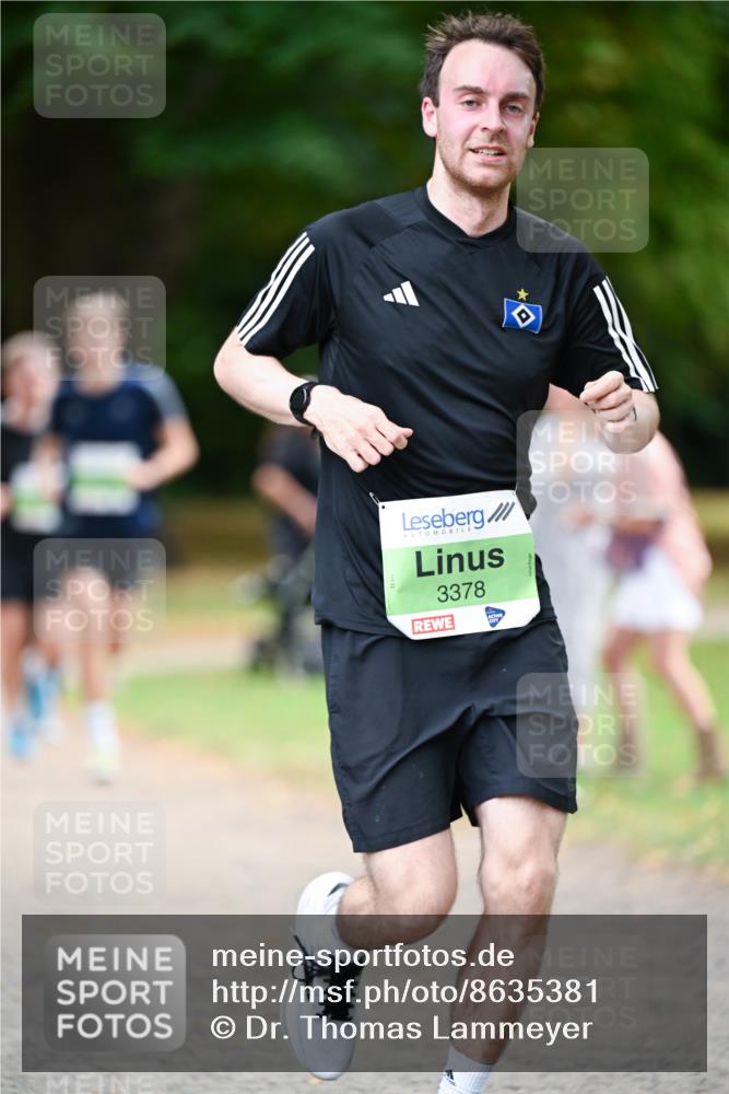 31.08.2025 - 21. Blankeneser Heldenlauf Dr. Thomas Lammeyer http://msf.ph/oto/8635381 31.08.2025 10:38:37 Laufen 3378 meine-sportfotos.de