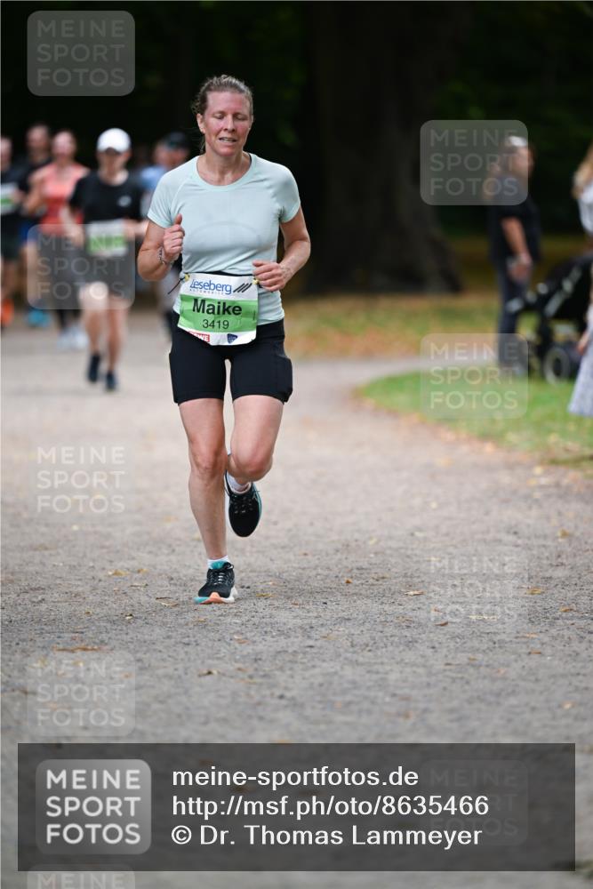 31.08.2025 - 21. Blankeneser Heldenlauf Dr. Thomas Lammeyer http://msf.ph/oto/8635466 31.08.2025 10:39:12 Laufen 3419 meine-sportfotos.de