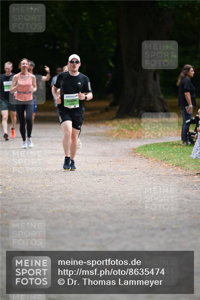 31.08.2025 - 21. Blankeneser Heldenlauf Dr. Thomas Lammeyer http://msf.ph/oto/8635474 31.08.2025 10:39:14 Laufen 3399 meine-sportfotos.de