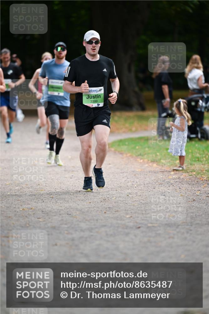31.08.2025 - 21. Blankeneser Heldenlauf Dr. Thomas Lammeyer http://msf.ph/oto/8635487 31.08.2025 10:39:16 Laufen 3399 meine-sportfotos.de