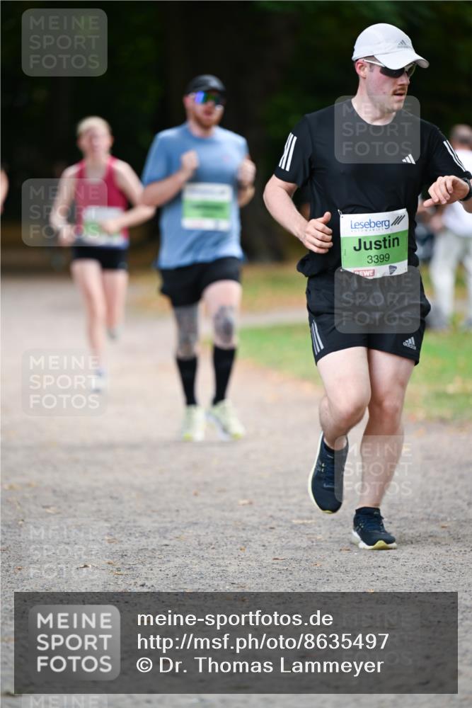 31.08.2025 - 21. Blankeneser Heldenlauf Dr. Thomas Lammeyer http://msf.ph/oto/8635497 31.08.2025 10:39:18 Laufen 3399 meine-sportfotos.de