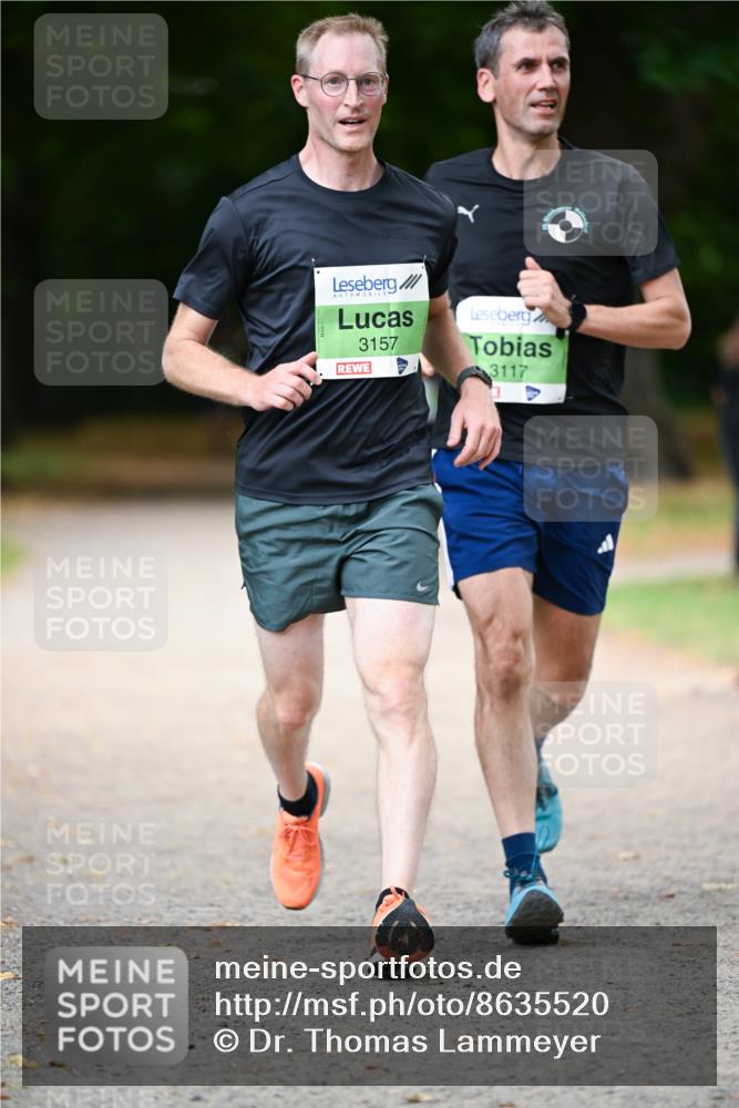 31.08.2025 - 21. Blankeneser Heldenlauf Dr. Thomas Lammeyer http://msf.ph/oto/8635520 31.08.2025 10:39:23 Laufen 3157, 3117 meine-sportfotos.de