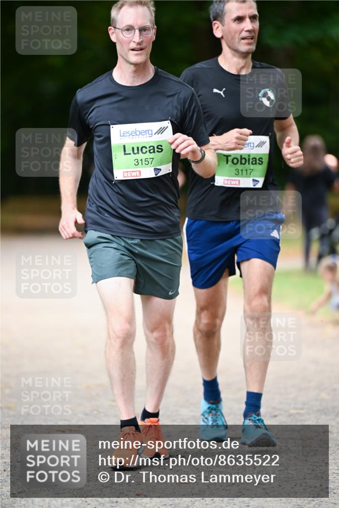 31.08.2025 - 21. Blankeneser Heldenlauf Dr. Thomas Lammeyer http://msf.ph/oto/8635522 31.08.2025 10:39:23 Laufen 3157, 3117 meine-sportfotos.de