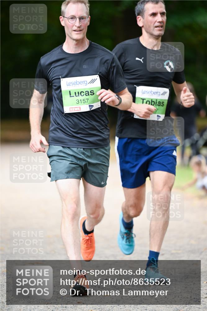 31.08.2025 - 21. Blankeneser Heldenlauf Dr. Thomas Lammeyer http://msf.ph/oto/8635523 31.08.2025 10:39:23 Laufen 3157 meine-sportfotos.de