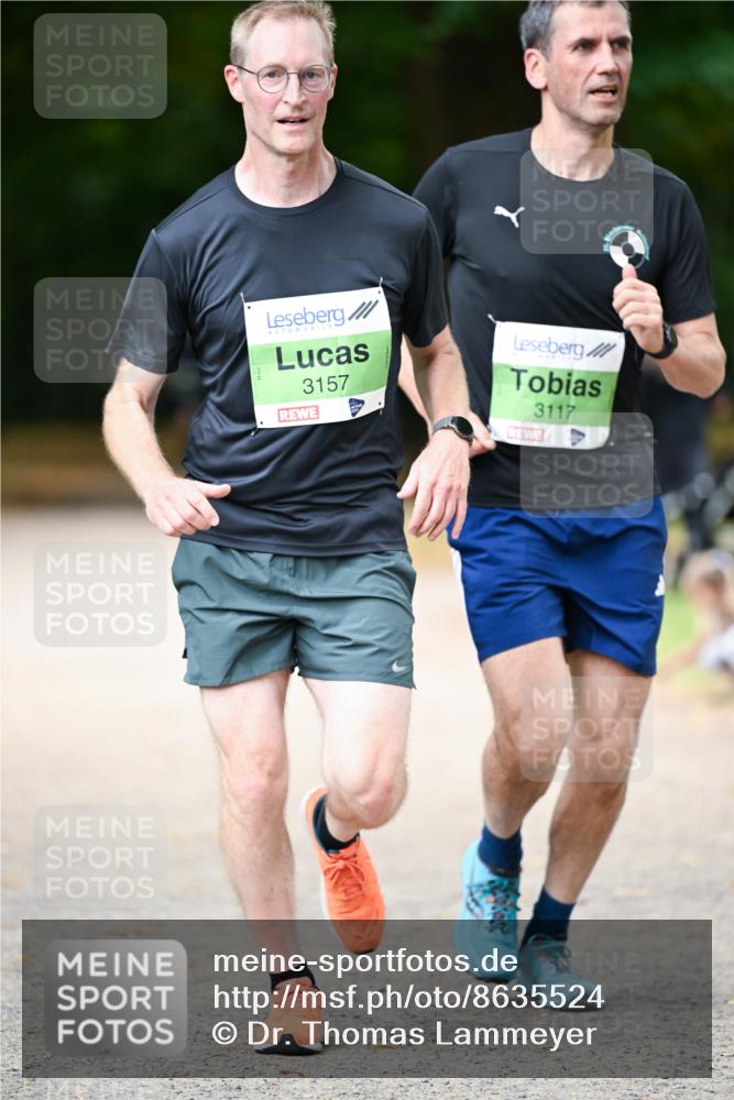 31.08.2025 - 21. Blankeneser Heldenlauf Dr. Thomas Lammeyer http://msf.ph/oto/8635524 31.08.2025 10:39:23 Laufen 3157, 3117 meine-sportfotos.de