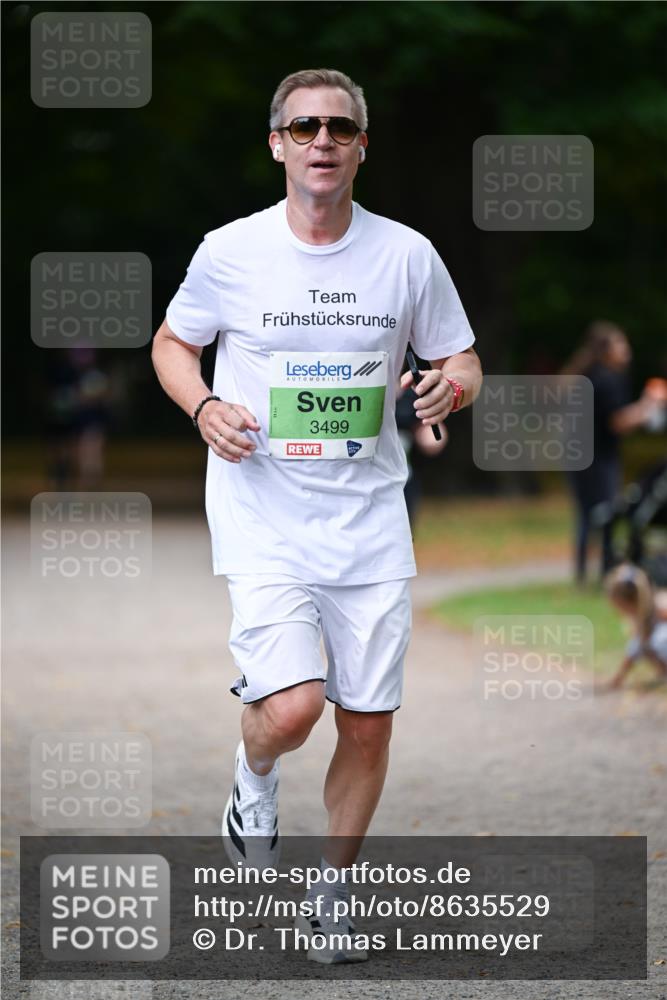 31.08.2025 - 21. Blankeneser Heldenlauf Dr. Thomas Lammeyer http://msf.ph/oto/8635529 31.08.2025 10:39:27 Laufen 3499 meine-sportfotos.de