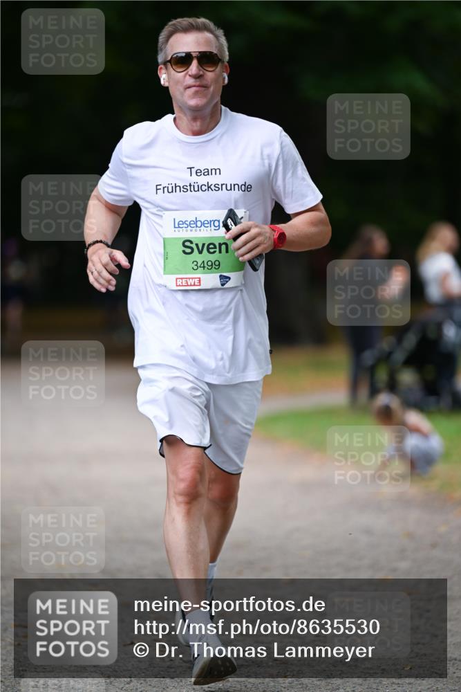 31.08.2025 - 21. Blankeneser Heldenlauf Dr. Thomas Lammeyer http://msf.ph/oto/8635530 31.08.2025 10:39:27 Laufen 3499 meine-sportfotos.de