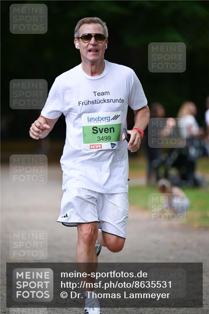 31.08.2025 - 21. Blankeneser Heldenlauf Dr. Thomas Lammeyer http://msf.ph/oto/8635531 31.08.2025 10:39:27 Laufen 3499 meine-sportfotos.de