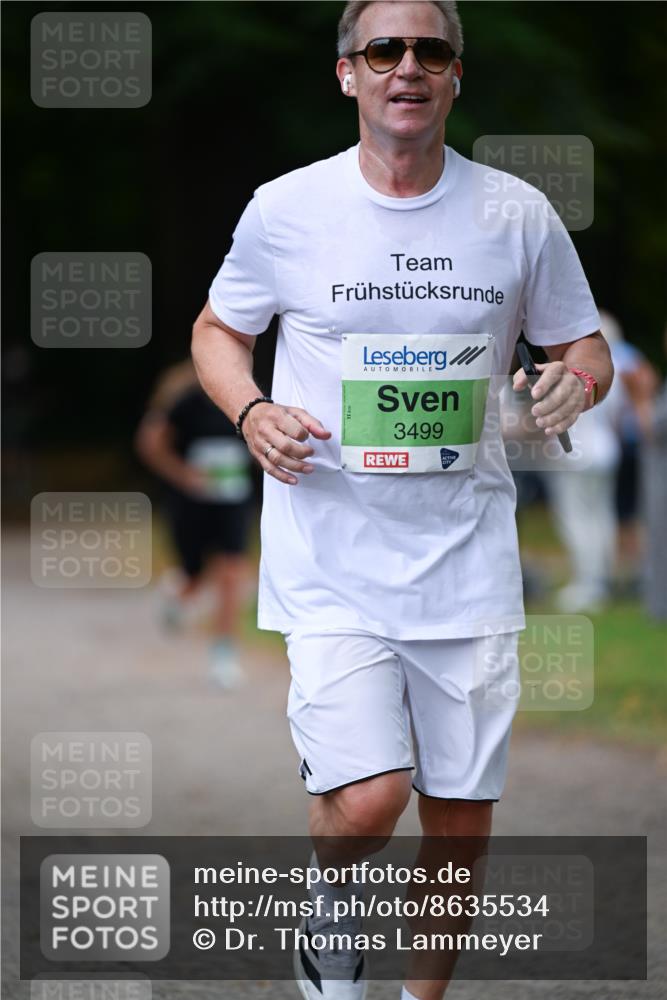 31.08.2025 - 21. Blankeneser Heldenlauf Dr. Thomas Lammeyer http://msf.ph/oto/8635534 31.08.2025 10:39:27 Laufen 3499 meine-sportfotos.de