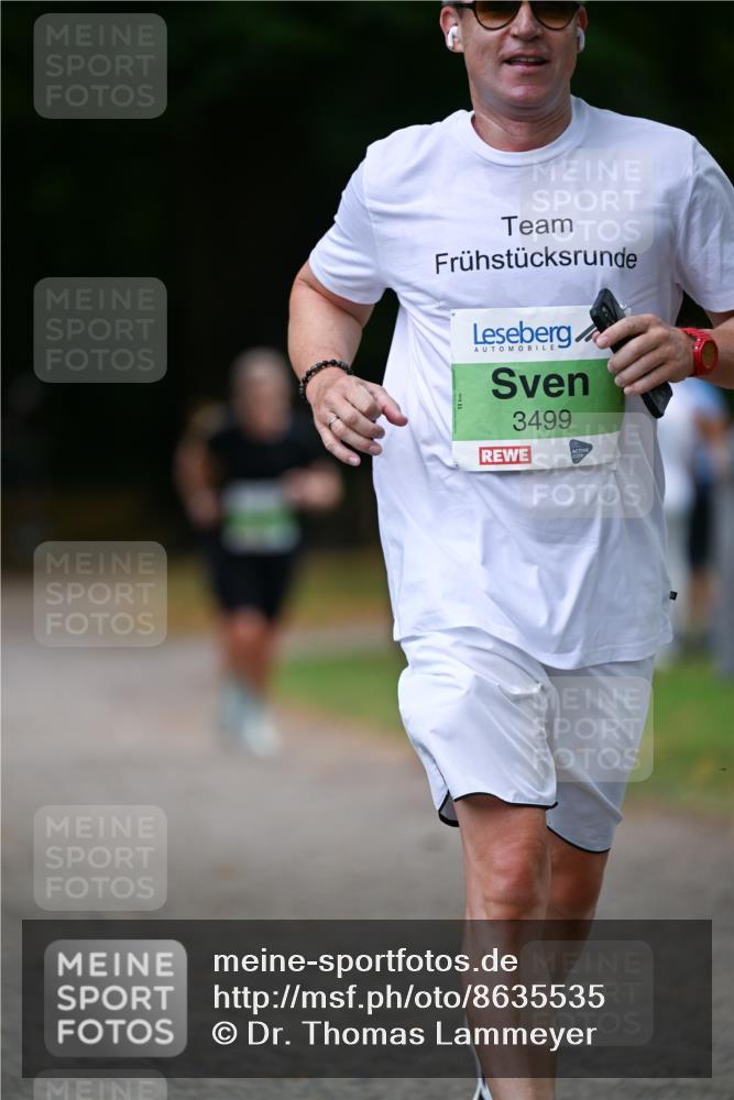 31.08.2025 - 21. Blankeneser Heldenlauf Dr. Thomas Lammeyer http://msf.ph/oto/8635535 31.08.2025 10:39:28 Laufen 3499 meine-sportfotos.de