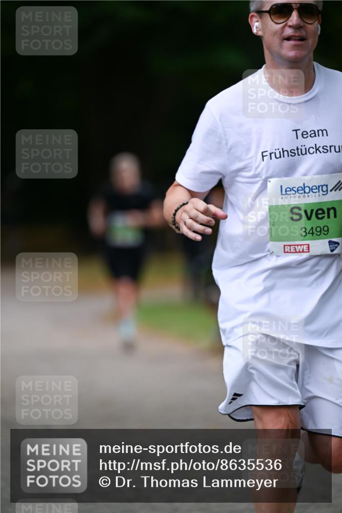 31.08.2025 - 21. Blankeneser Heldenlauf Dr. Thomas Lammeyer http://msf.ph/oto/8635536 31.08.2025 10:39:28 Laufen 3499 meine-sportfotos.de