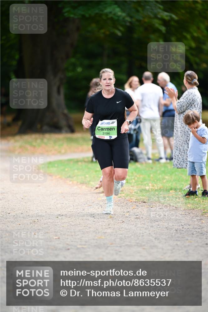 31.08.2025 - 21. Blankeneser Heldenlauf Dr. Thomas Lammeyer http://msf.ph/oto/8635537 31.08.2025 10:39:29 Laufen 3194 meine-sportfotos.de