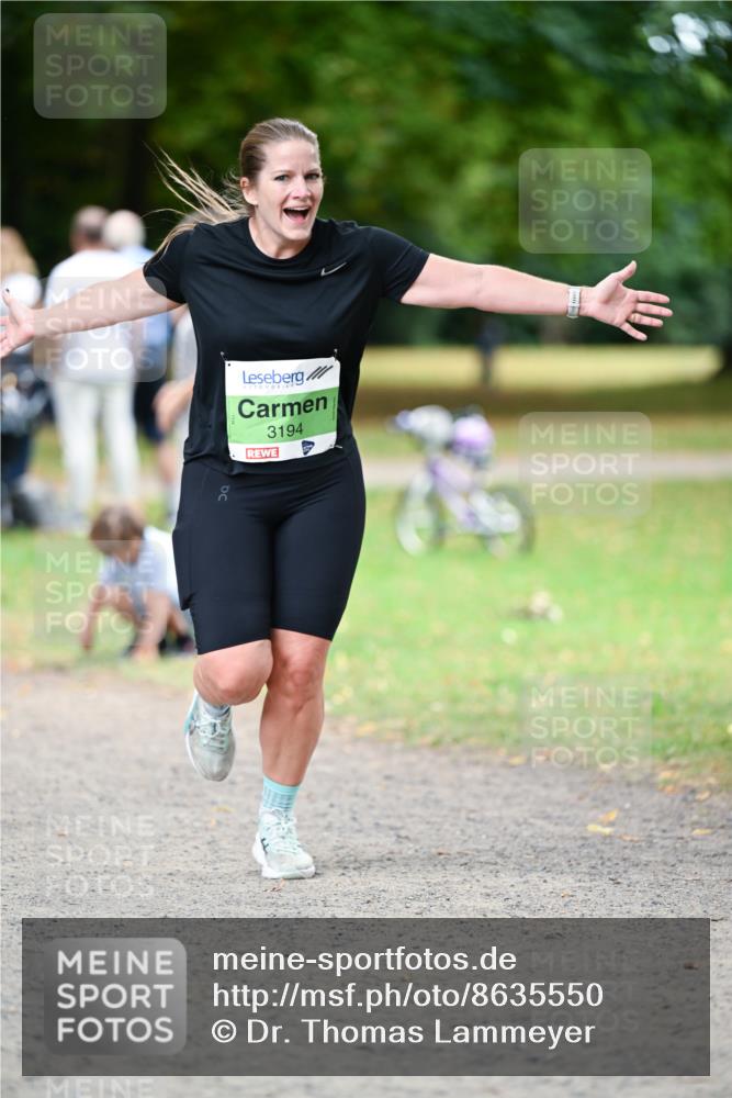 31.08.2025 - 21. Blankeneser Heldenlauf Dr. Thomas Lammeyer http://msf.ph/oto/8635550 31.08.2025 10:39:31 Laufen 3194 meine-sportfotos.de