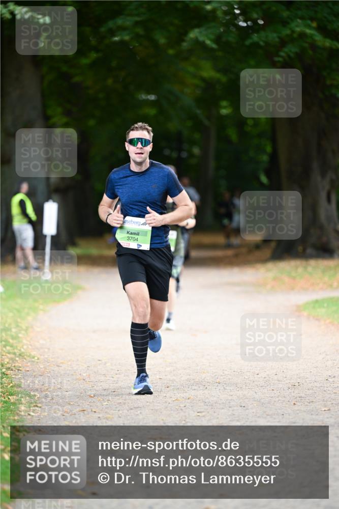 31.08.2025 - 21. Blankeneser Heldenlauf Dr. Thomas Lammeyer http://msf.ph/oto/8635555 31.08.2025 10:39:39 Laufen 3704 meine-sportfotos.de