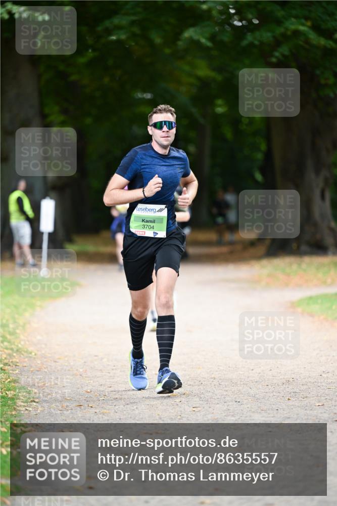 31.08.2025 - 21. Blankeneser Heldenlauf Dr. Thomas Lammeyer http://msf.ph/oto/8635557 31.08.2025 10:39:39 Laufen 3704 meine-sportfotos.de