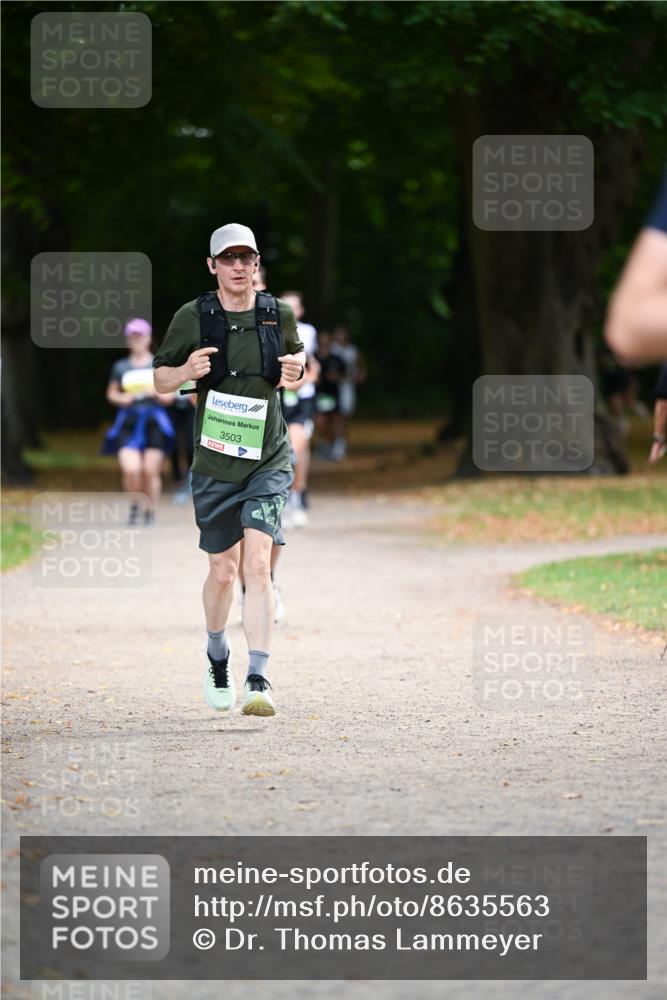 31.08.2025 - 21. Blankeneser Heldenlauf Dr. Thomas Lammeyer http://msf.ph/oto/8635563 31.08.2025 10:39:41 Laufen 3503 meine-sportfotos.de