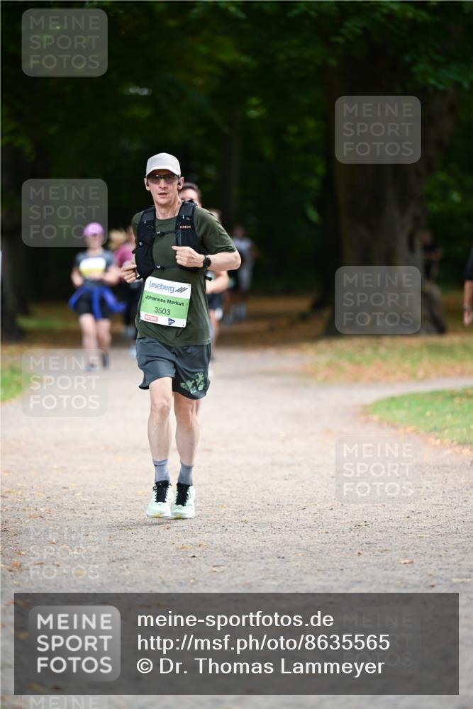 31.08.2025 - 21. Blankeneser Heldenlauf Dr. Thomas Lammeyer http://msf.ph/oto/8635565 31.08.2025 10:39:42 Laufen 3503 meine-sportfotos.de