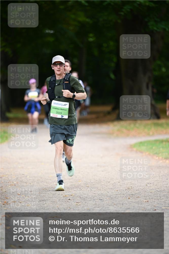 31.08.2025 - 21. Blankeneser Heldenlauf Dr. Thomas Lammeyer http://msf.ph/oto/8635566 31.08.2025 10:39:42 Laufen 3503 meine-sportfotos.de