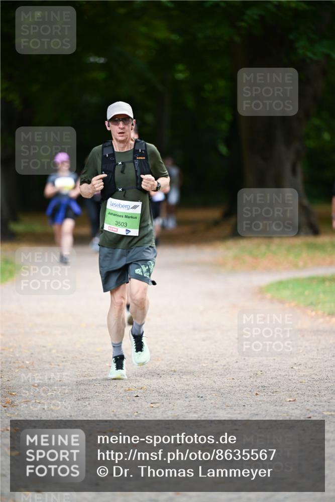 31.08.2025 - 21. Blankeneser Heldenlauf Dr. Thomas Lammeyer http://msf.ph/oto/8635567 31.08.2025 10:39:42 Laufen 3503 meine-sportfotos.de