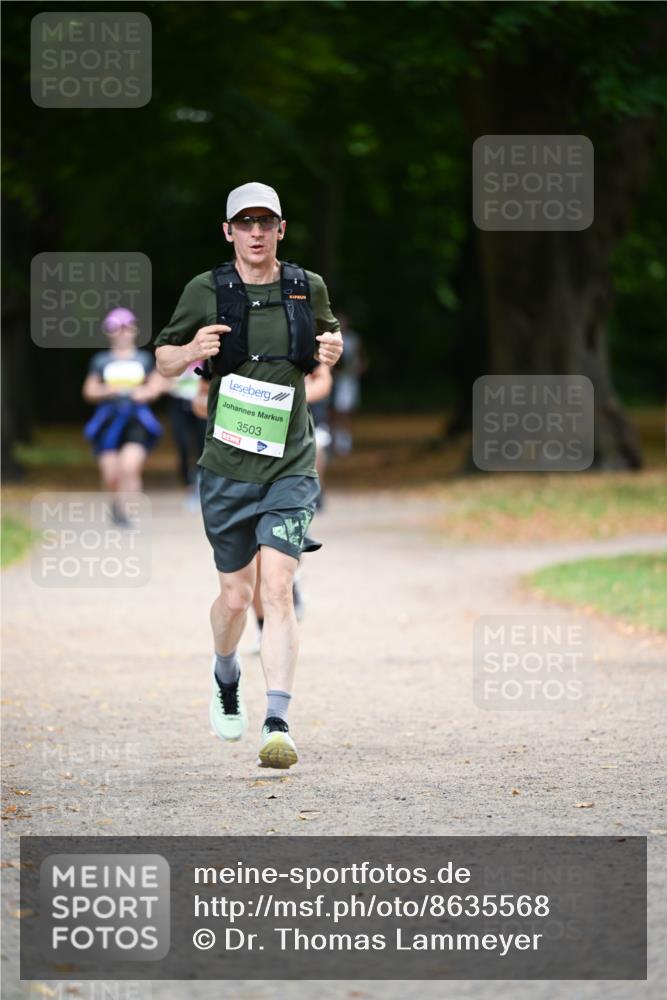 31.08.2025 - 21. Blankeneser Heldenlauf Dr. Thomas Lammeyer http://msf.ph/oto/8635568 31.08.2025 10:39:42 Laufen 3503 meine-sportfotos.de