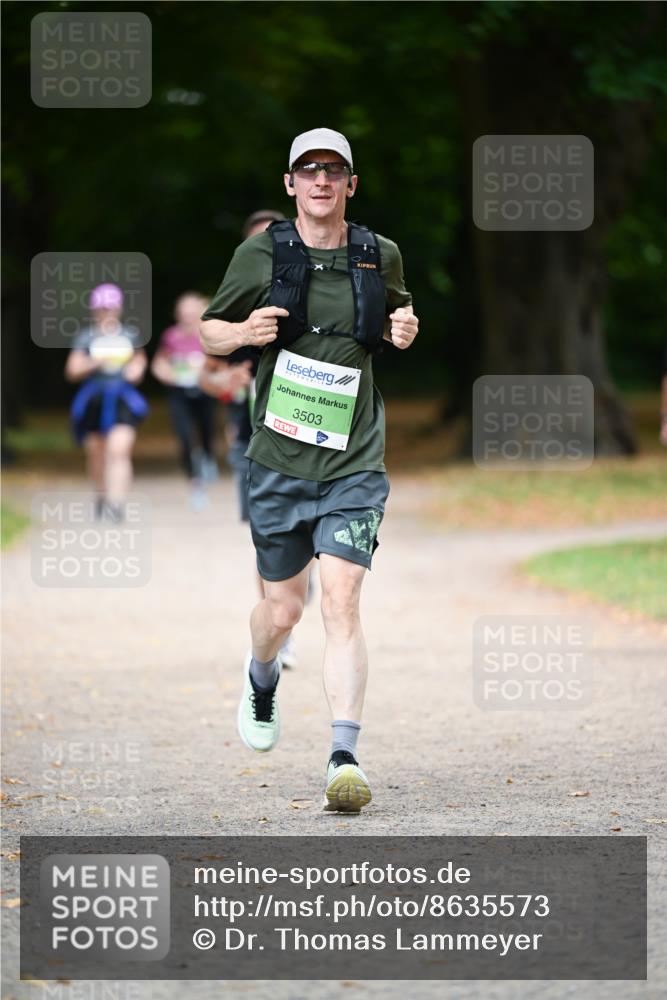 31.08.2025 - 21. Blankeneser Heldenlauf Dr. Thomas Lammeyer http://msf.ph/oto/8635573 31.08.2025 10:39:43 Laufen 3503 meine-sportfotos.de