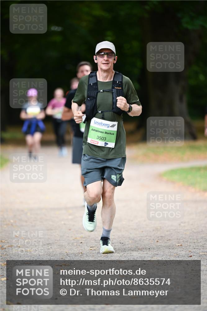 31.08.2025 - 21. Blankeneser Heldenlauf Dr. Thomas Lammeyer http://msf.ph/oto/8635574 31.08.2025 10:39:43 Laufen 3503 meine-sportfotos.de