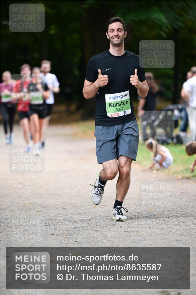 31.08.2025 - 21. Blankeneser Heldenlauf Dr. Thomas Lammeyer http://msf.ph/oto/8635587 31.08.2025 10:39:45 Laufen 3077 meine-sportfotos.de