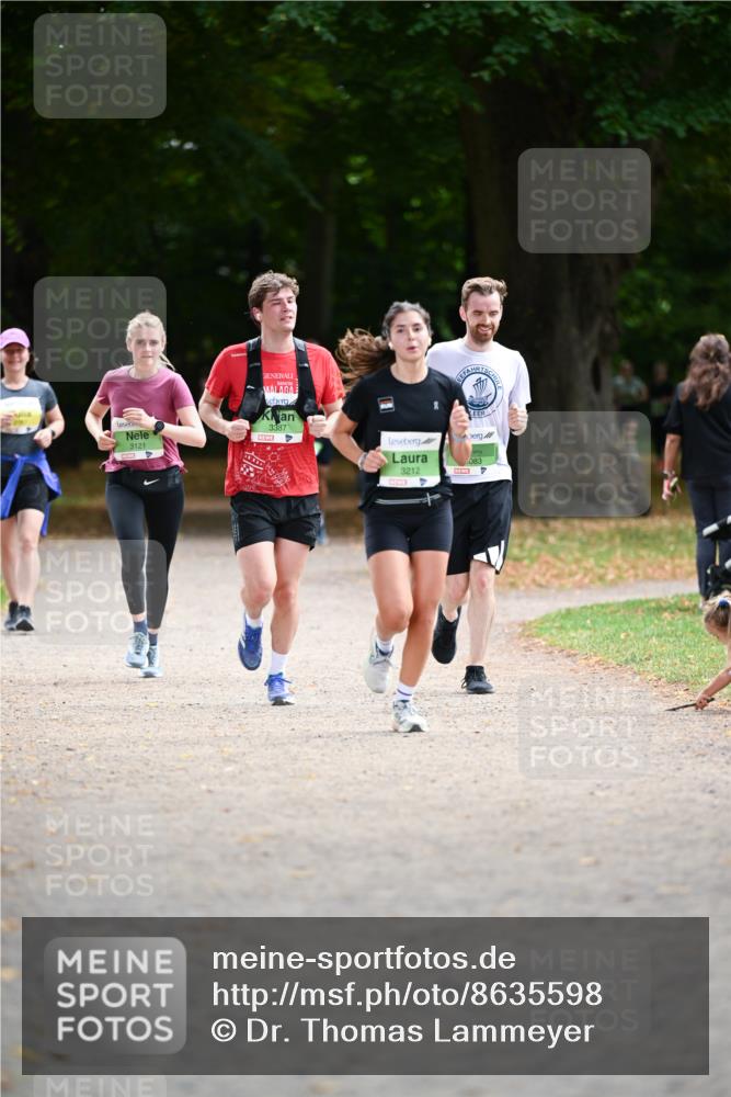 31.08.2025 - 21. Blankeneser Heldenlauf Dr. Thomas Lammeyer http://msf.ph/oto/8635598 31.08.2025 10:39:47 Laufen 3121, 3387, 083, 3212 meine-sportfotos.de