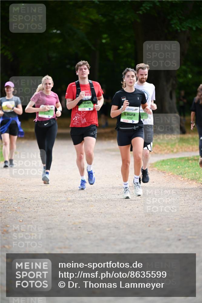 31.08.2025 - 21. Blankeneser Heldenlauf Dr. Thomas Lammeyer http://msf.ph/oto/8635599 31.08.2025 10:39:48 Laufen 3121, 3387, 3212 meine-sportfotos.de