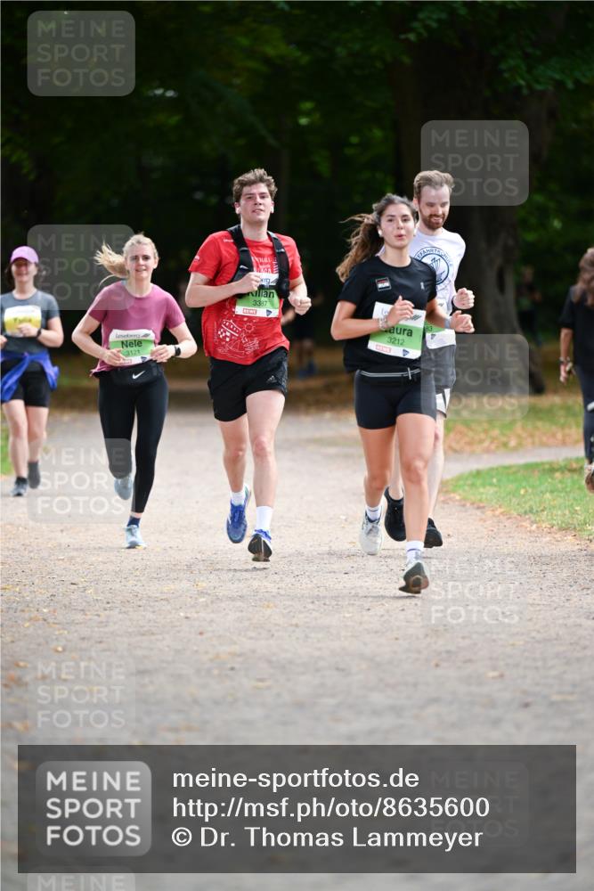 31.08.2025 - 21. Blankeneser Heldenlauf Dr. Thomas Lammeyer http://msf.ph/oto/8635600 31.08.2025 10:39:48 Laufen 3121, 3387, 183, 3212 meine-sportfotos.de