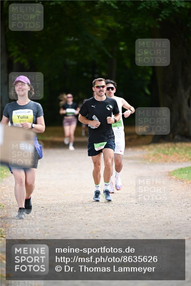 31.08.2025 - 21. Blankeneser Heldenlauf Dr. Thomas Lammeyer http://msf.ph/oto/8635626 31.08.2025 10:39:55 Laufen 2167, 3421, 3460 meine-sportfotos.de