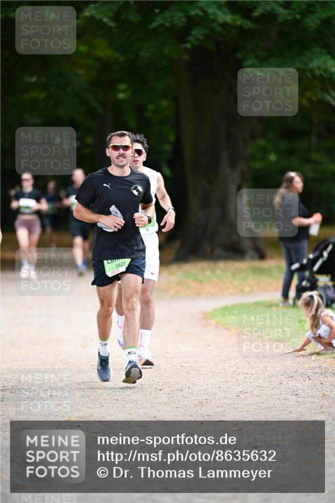 31.08.2025 - 21. Blankeneser Heldenlauf Dr. Thomas Lammeyer http://msf.ph/oto/8635632 31.08.2025 10:39:56 Laufen 3421 meine-sportfotos.de