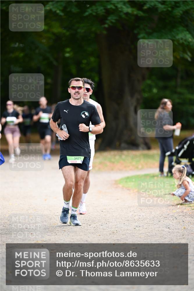 31.08.2025 - 21. Blankeneser Heldenlauf Dr. Thomas Lammeyer http://msf.ph/oto/8635633 31.08.2025 10:39:56 Laufen 3421 meine-sportfotos.de