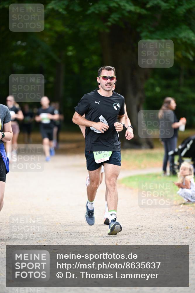 31.08.2025 - 21. Blankeneser Heldenlauf Dr. Thomas Lammeyer http://msf.ph/oto/8635637 31.08.2025 10:39:56 Laufen 3421 meine-sportfotos.de