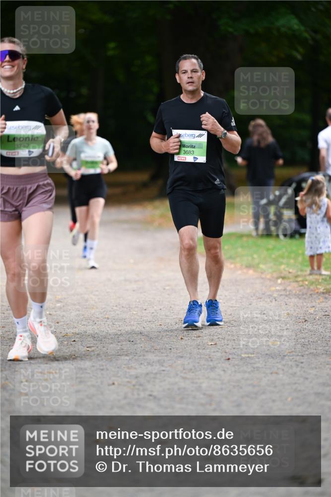 31.08.2025 - 21. Blankeneser Heldenlauf Dr. Thomas Lammeyer http://msf.ph/oto/8635656 31.08.2025 10:40:06 Laufen 3389, 3683 meine-sportfotos.de